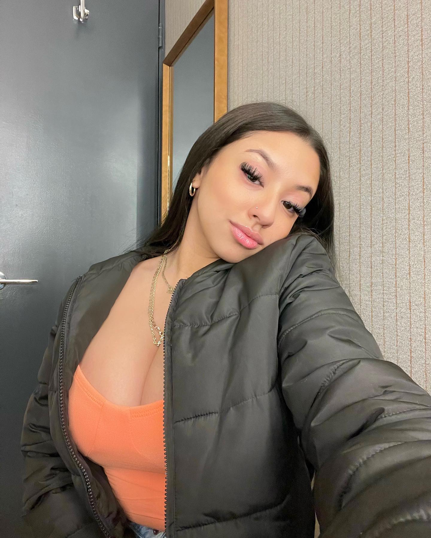 Sariixo Bio, Age, Career, Net Worth, Height, Education, Boyfriend & More